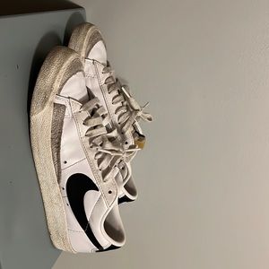 These are a lightly used pair of low rise Nike blazers in the size 7.